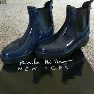 Nicole Miller Navy Rainboots